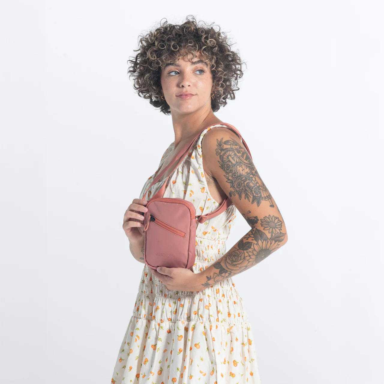 Rogue Mini Crossbody - Desert Pink
