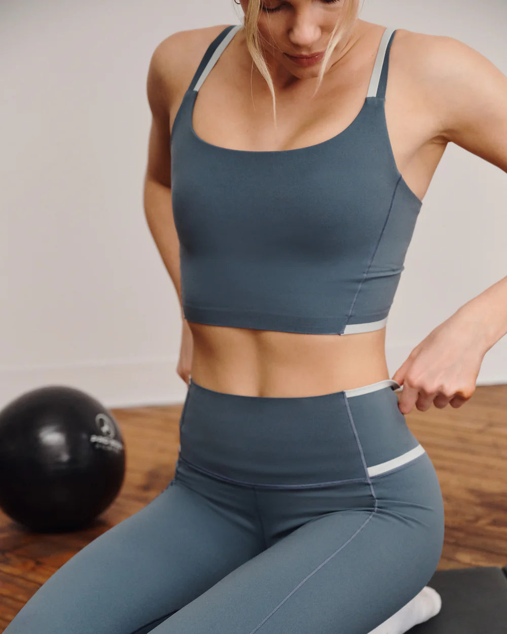 Instinct Contrast Longline Bra - Blue Granite