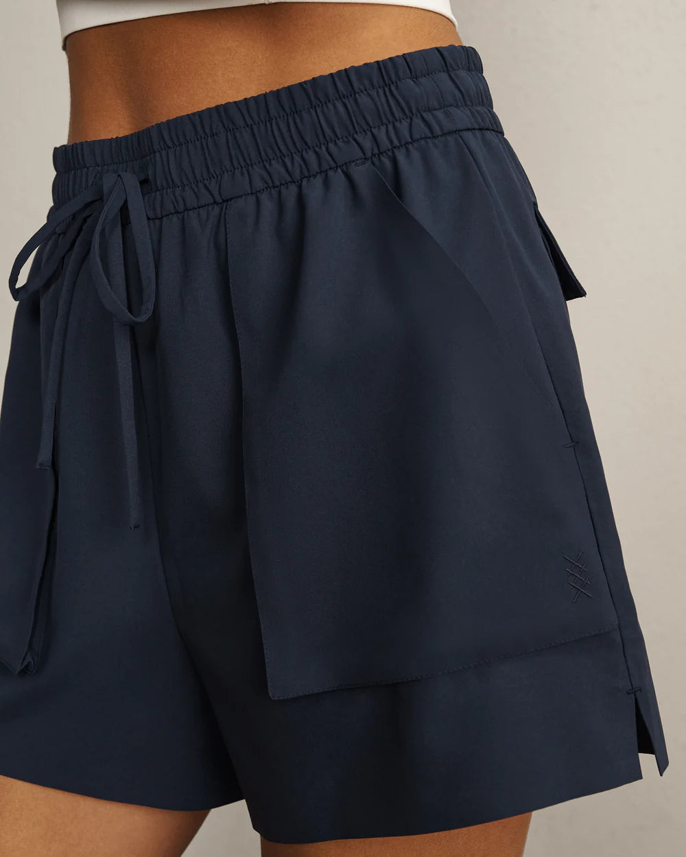 Mirage Pocket Short - Navy