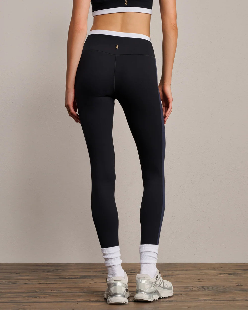 Revive Trio™ 7/8 Legging - Pure Black, White, Navy