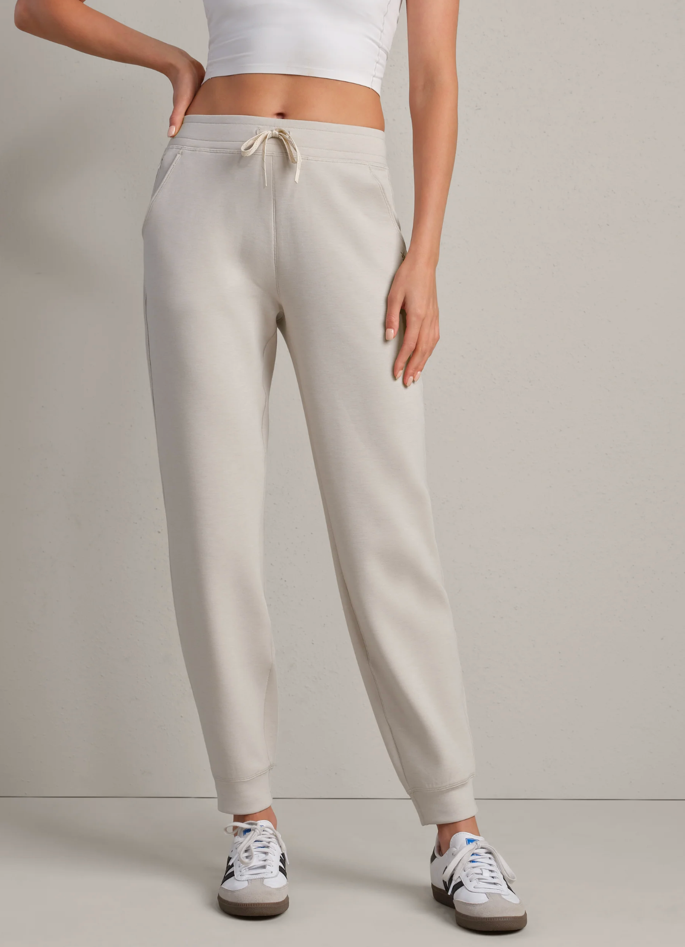 DreamGlow™ Jogger - Sand