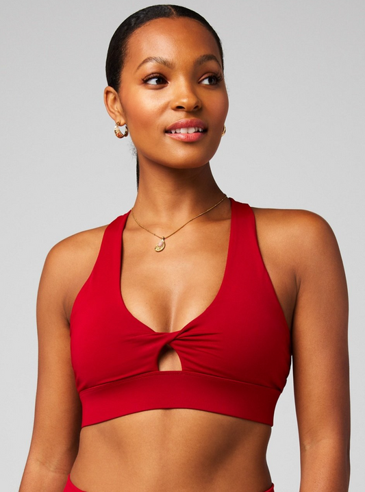 Oasis Twist Sports Bra - Holly Berry XS-XL