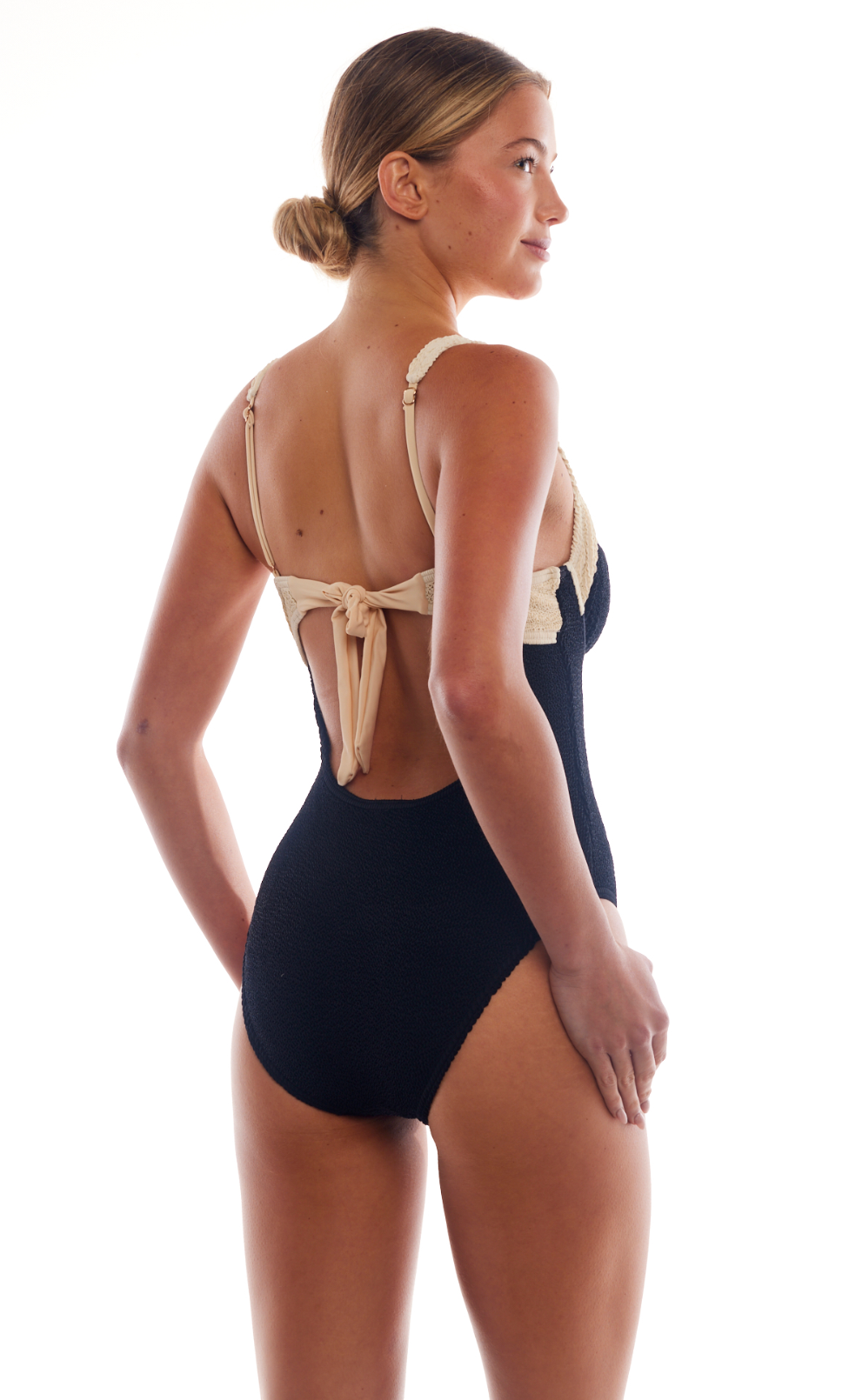 POSITANO UNDERWIRE ONE PIECE SWIMSUIT - Black/Cream