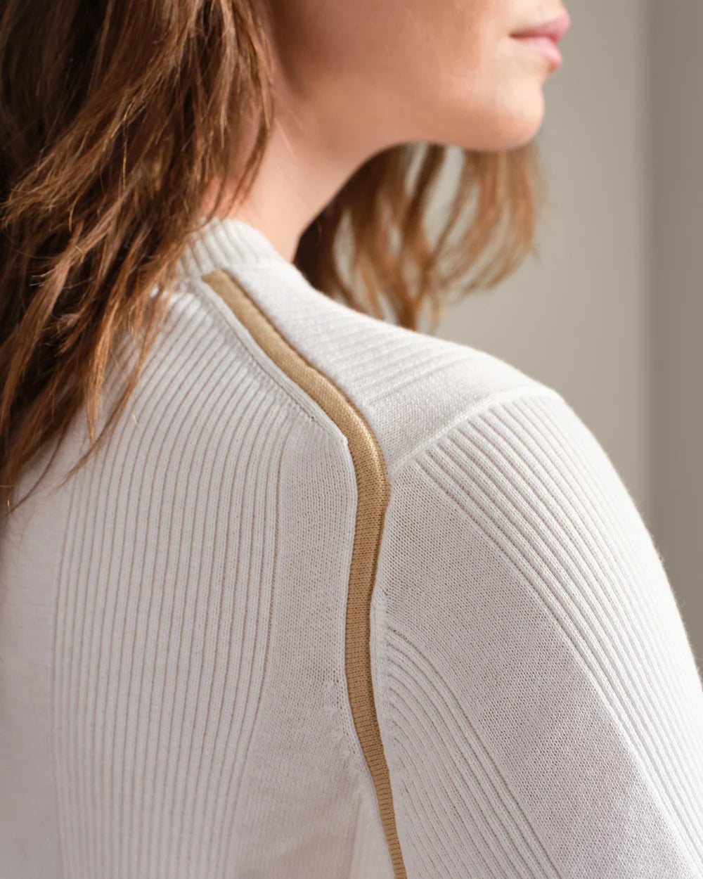 Somer Pullover Sweater - Snow White